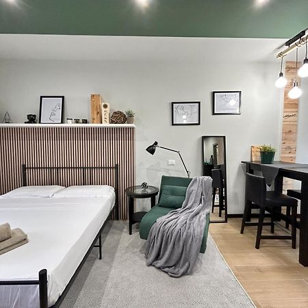 Hide Apartment Пескиера дел Гарда Екстериор снимка